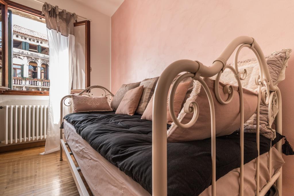 Casa Dell'Artista Lägenhet Venedig Exteriör bild